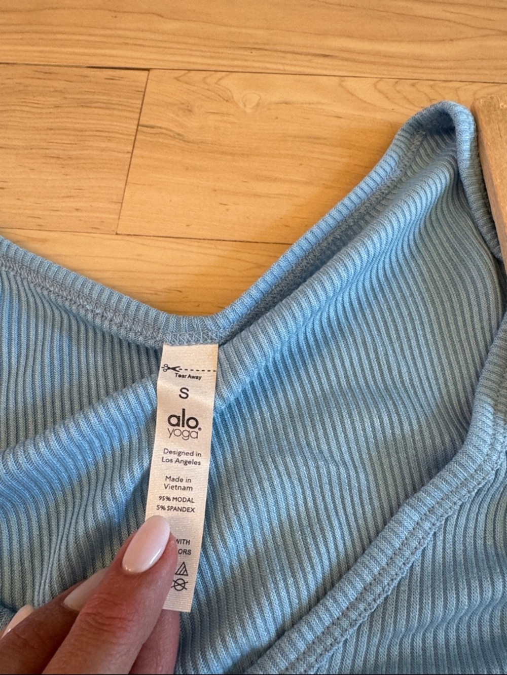 ALO Yoga Ribbed Cropped Whisper Shirt Top L/S Cardigan-Blue Skies-New-S-Athletic - Picture 6 of 8